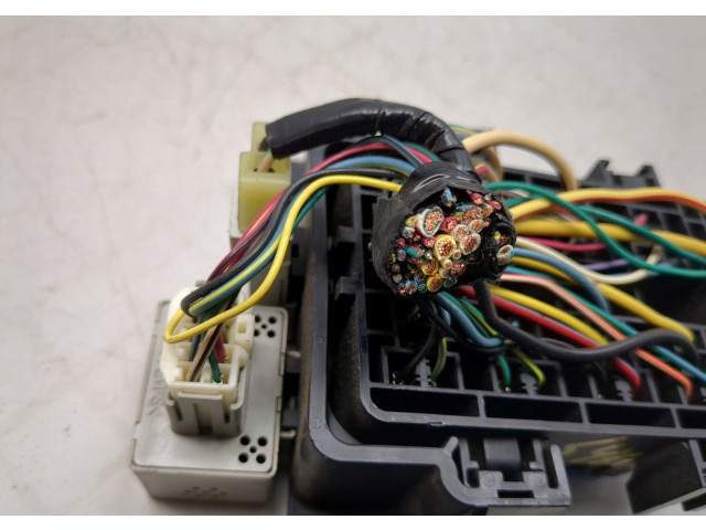 Блок предохранителей Subaru Tribeca (B9) 2004-2014