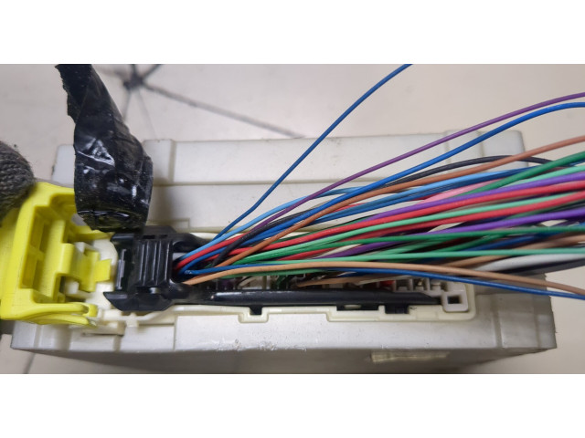 Блок предохранителей  Lexus LS460 2006-2012         