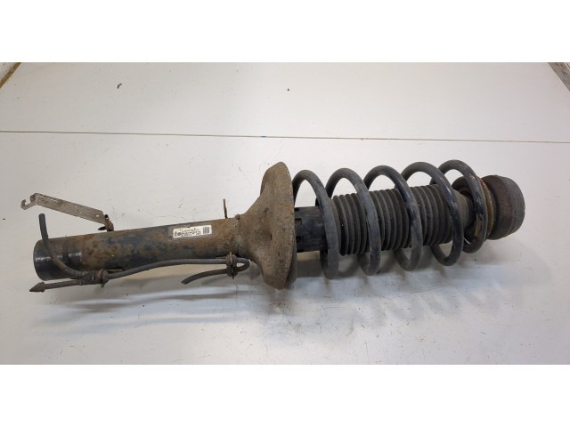 Стойка амортизатора Volkswagen Golf 4 1997-2005