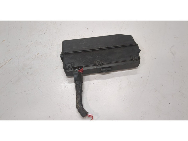 Блок реле Mitsubishi Endeavor MR502415 3.8