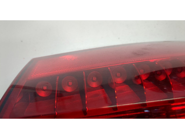 Задний фонарь