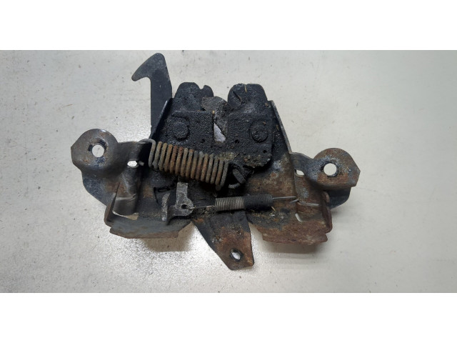 Замок капота Mitsubishi Carisma