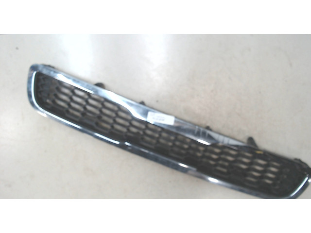 Решетка радиатора  KIA Soul 2008-2014          863502K050