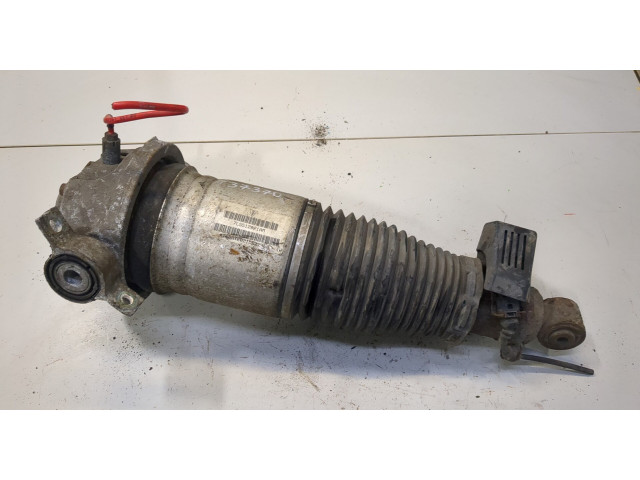 Стойка амортизатора Porsche Cayenne 2002-2007 95533303342, 95533303343 4.5 бензин