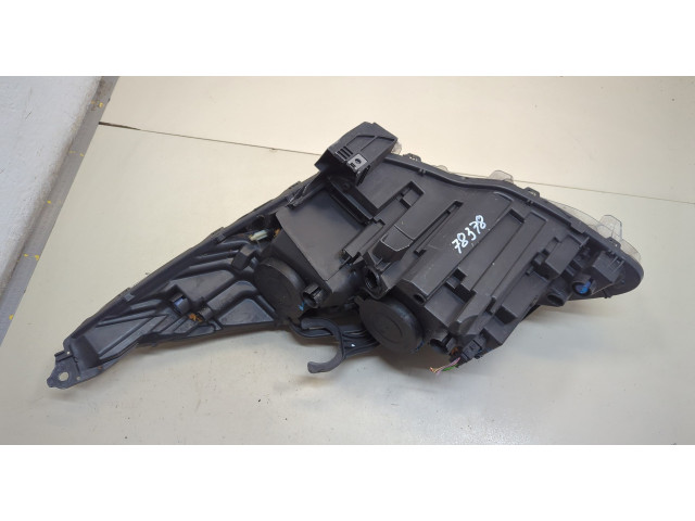 Фара передняя  Peugeot 5008 2009-2016 правая 