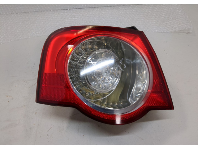 Задний фонарь          