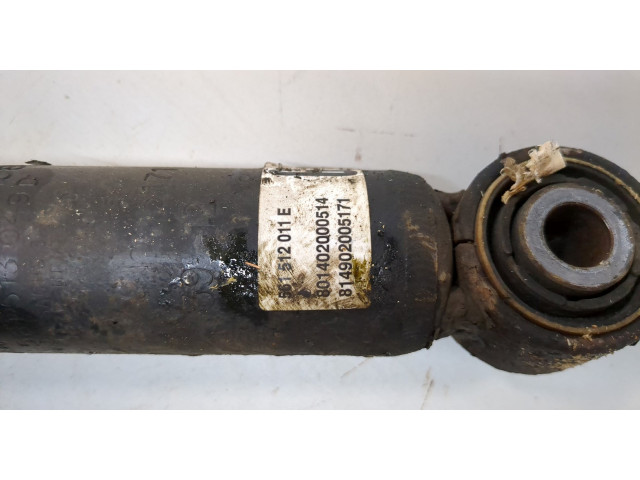 Стойка амортизатора  Volkswagen Passat 7 2010-2019 Америка 561513049D     