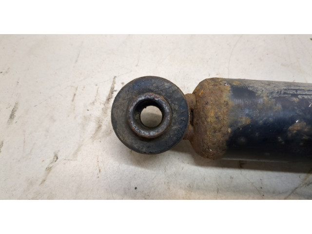 Стойка амортизатора Volkswagen Transporter 4 1991-2003