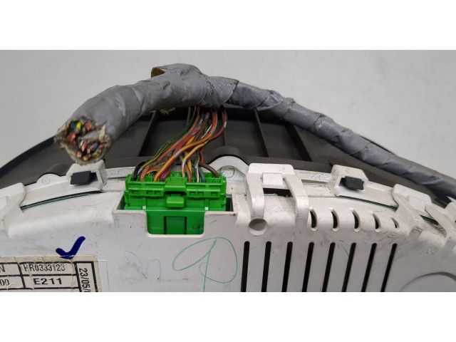 Панель приборов Honda CR-V 2001-2006 78100E211