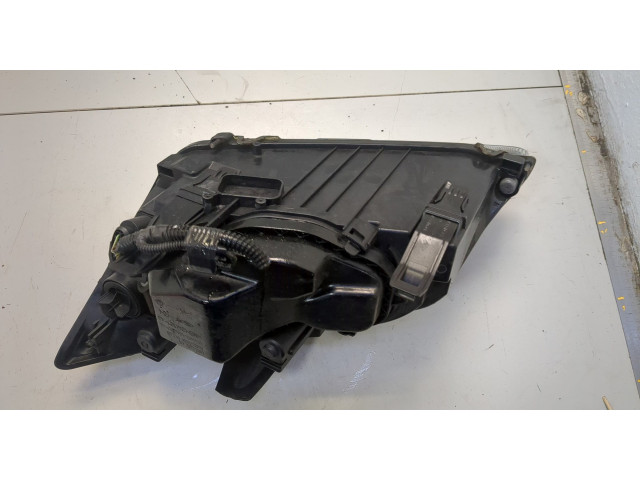 Фара передняя  Ford Focus 2 2005-2008 правая 