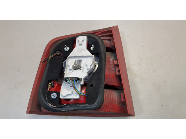 Задний фонарь 1Z9945112B