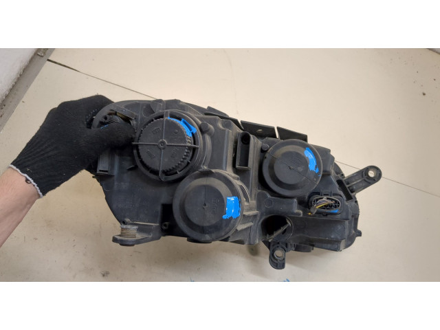 Фара передняя  Volkswagen Passat 7 2010-2015 Европа левая 