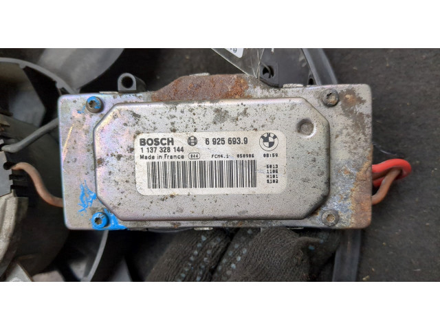 Вентилятор радиатора  BMW 3 E90, E91, E92, E93 2005-2012           