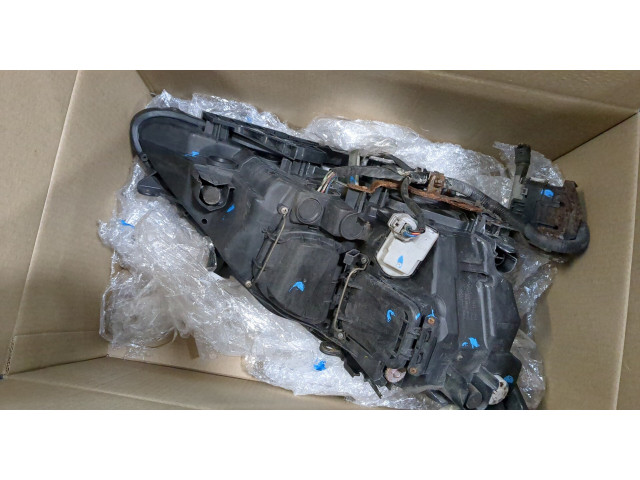 Фара передняя  Lexus IS 2005-2013 левая 