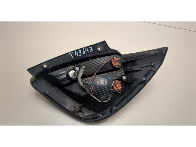 Задний фонарь          