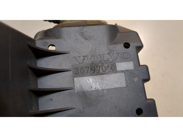 Блок предохранителей  Volvo XC90 2006-2014      30797010   