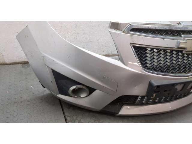 Бампер  Chevrolet Spark 2009- передний   95213444