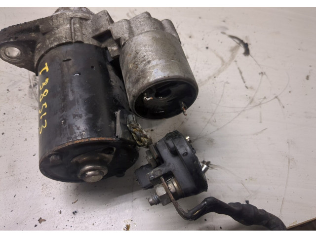 Стартер  Volkswagen Beetle 1998-2010 1.4     