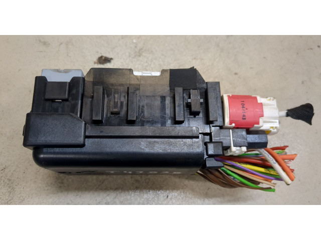 Блок предохранителей Citroen C4 Picasso 2013-2016