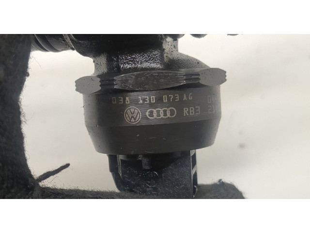 Форсунка топливная  Volkswagen Golf 5 2003-2009    038130073AG     