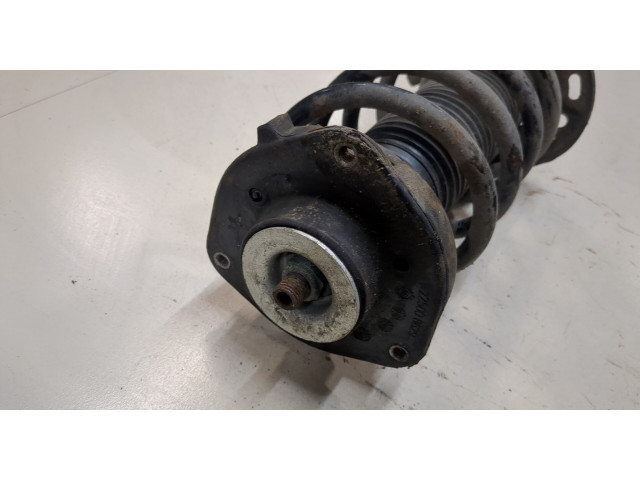 Стойка амортизатора  Volkswagen Passat 7 2010-2015 Европа      