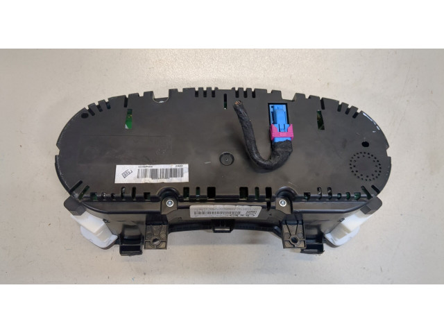 Панель приборов  Audi A1 (8X) 2010-2014       8X0920980     