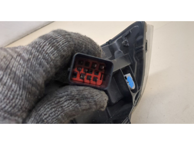 Фара передняя  Volvo V60 2010-2018 правая 