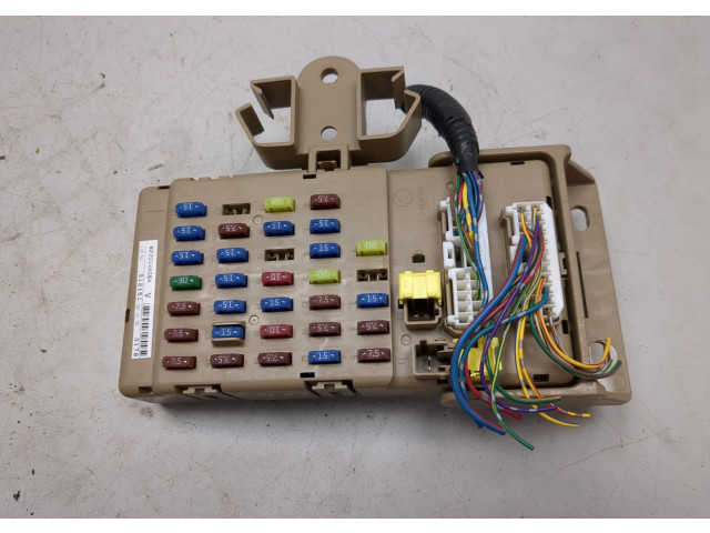 Блок предохранителей  Subaru Tribeca (B9) 2004-2014         