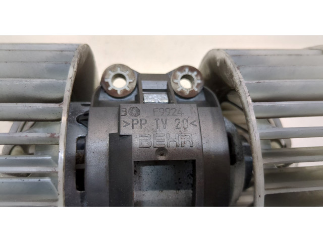 Моторчик печки BMW X3 E83 2004-2010