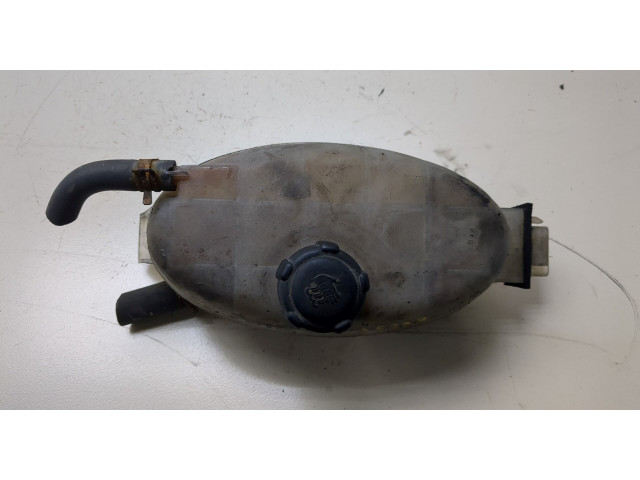 Бачок расширительный  Renault Trafic 2001-2014 7700312900    2.5
