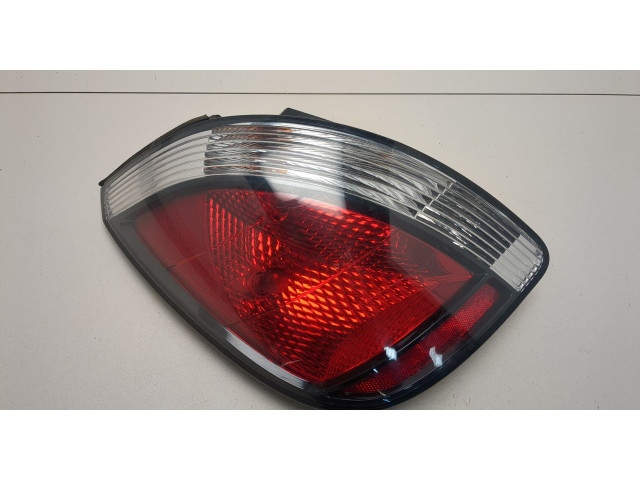 Задний фонарь          