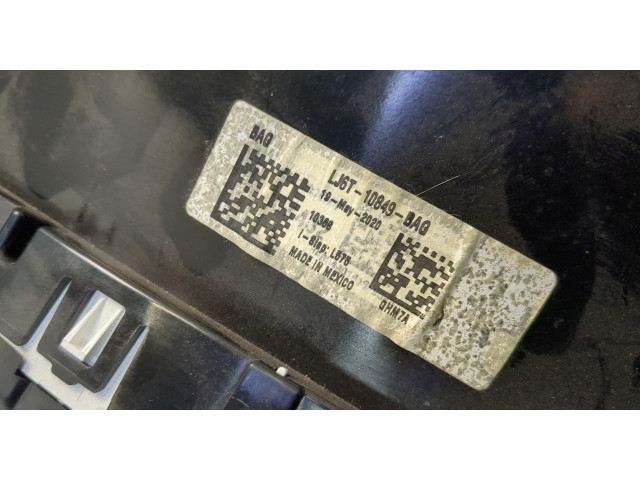 Панель приборов  Ford Escape 2019-2022       LJ6T10849BAG     