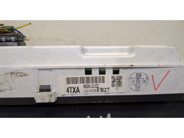 Панель приборов SsangYong Rodius 2004-2013 8020121122 2.7 Дизель