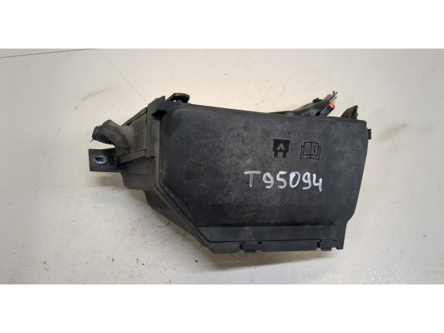 Блок предохранителей  Ford S-Max 2006-2010         