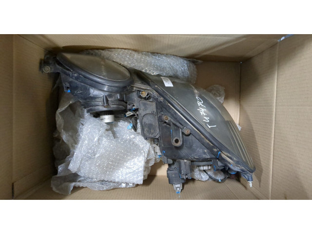 Фара передняя Lexus GS 1998-2004 правая