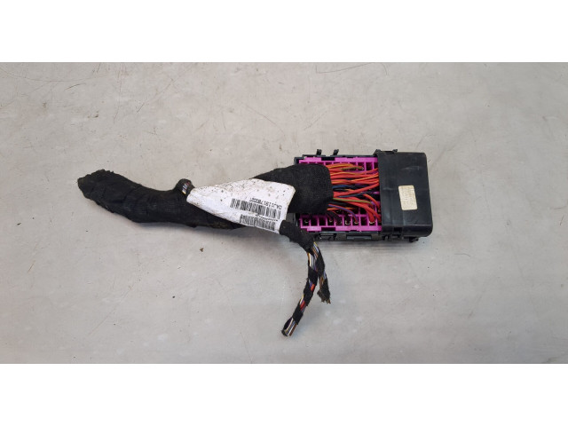 Блок предохранителей  Skoda Yeti 2013-2018          1.2