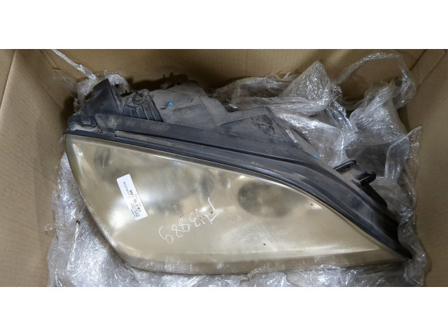 Фара передняя KIA Sorento 2002-2009 правая