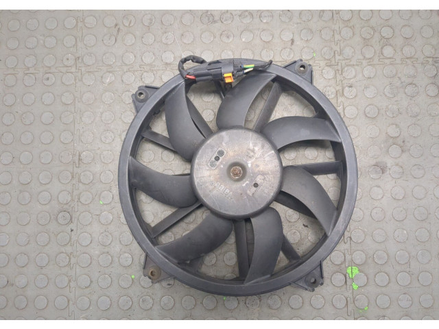 Вентилятор радиатора  Citroen C4 2010-2015           