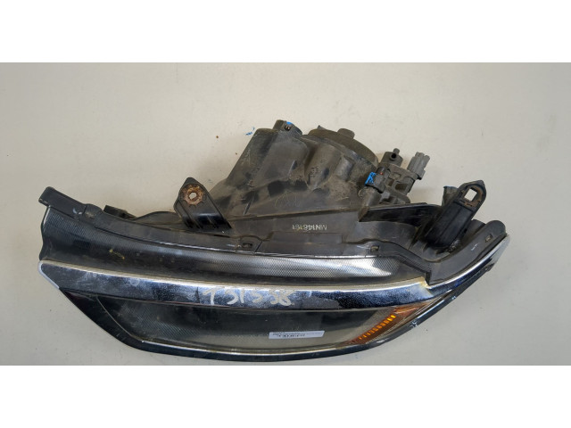 Фара передняя Mitsubishi L200 2006-2015 левая