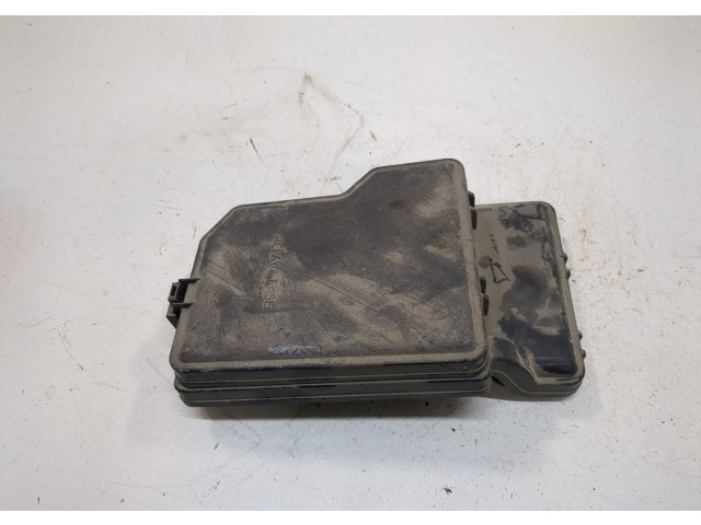 Крышка блока предохранителей  Toyota Highlander 2 2007-2013      826620E090   