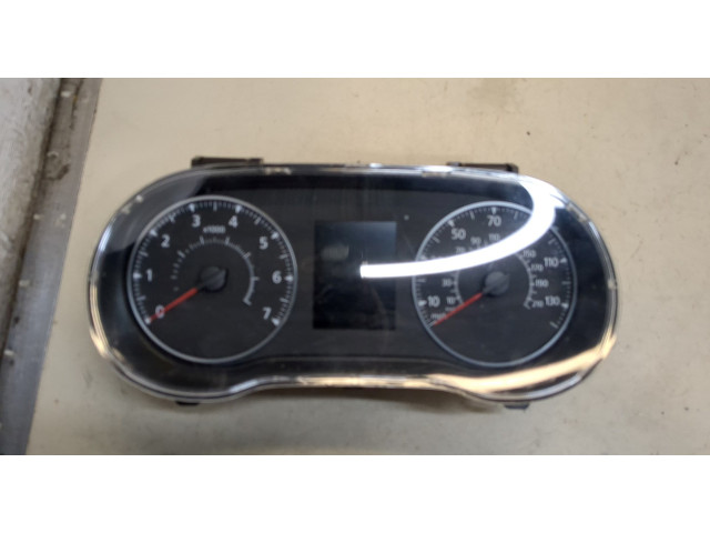 Панель приборов Dacia Duster 2017-2024