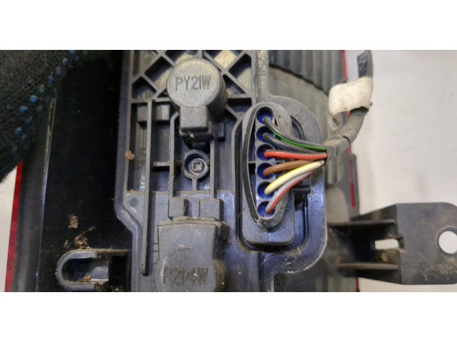 Задний фонарь 2K0945112C