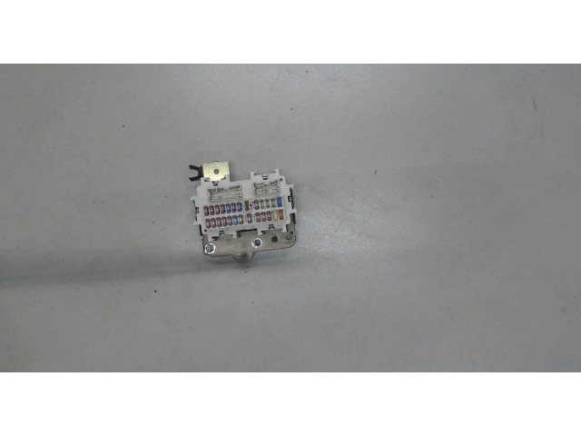 Блок предохранителей Nissan Pathfinder 2004-2014 4.0