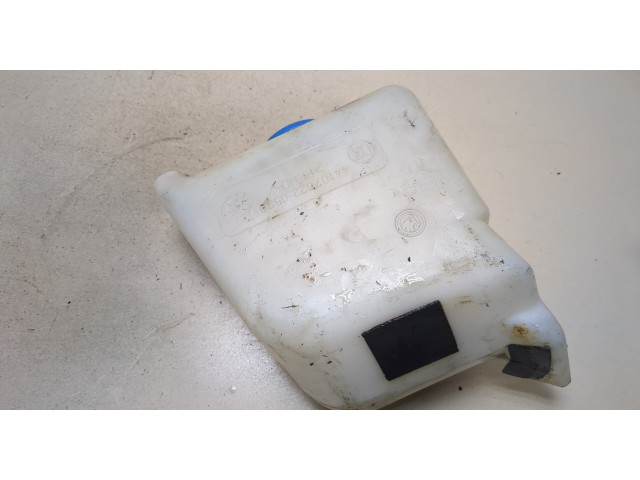 Бачок омывателя Skoda Felicia