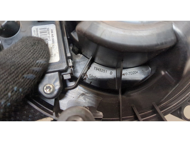 Моторчик печки Skoda Kodiaq