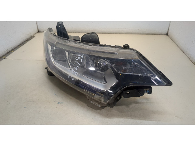 Фара передняя Mitsubishi Outlander 2012-2021 правая