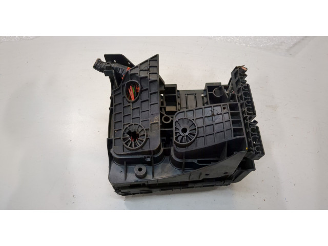 Блок предохранителей Skoda Yeti 2009-2014