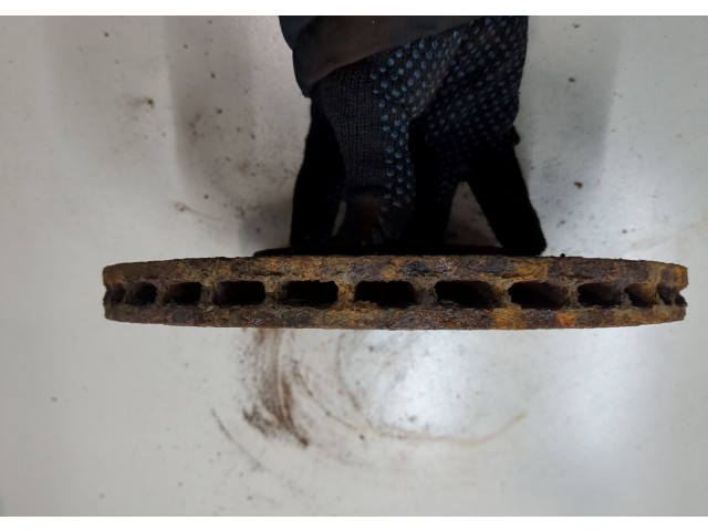 Диск тормозной  Volkswagen Bora 1.9  передний         