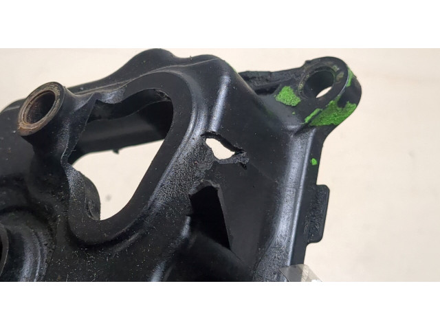 Клапанная крышка двигателя ДВС Infiniti EX35 3.5