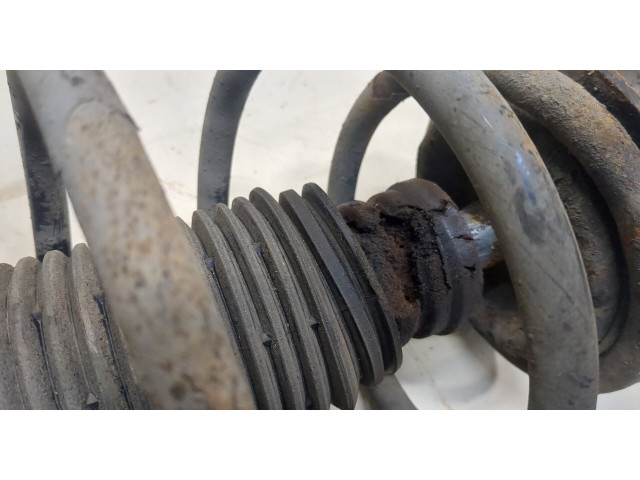 Стойка амортизатора BMW X3 E83 2004-2010 дизель